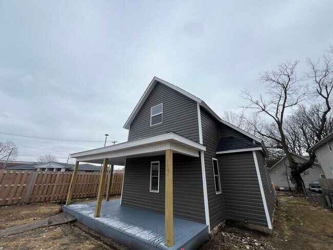 Building Photo - 3 Bed 2 Bath Springfield, Missouri