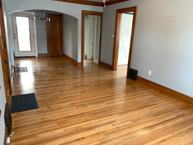 Foto del edificio - 4232 Urbandale Ave