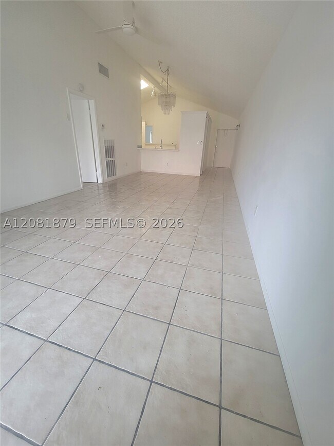 Building Photo - 1724 NW 73rd Ave
