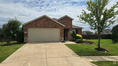 Building Photo - 1802 Aslynn Cir
