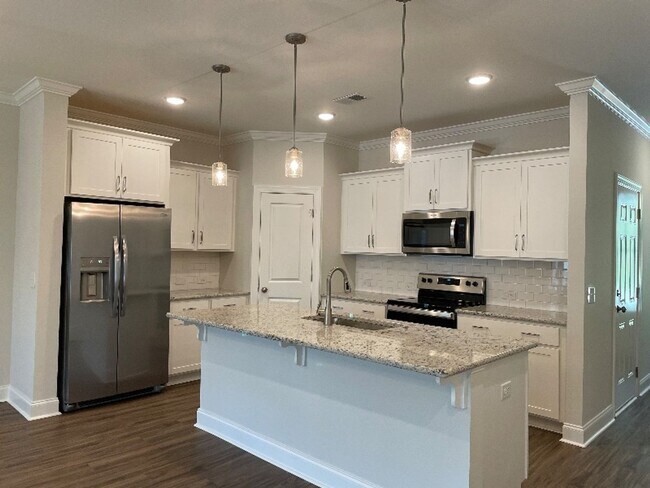 Building Photo - Townhome 3 Bedroom, Office in Bluffton at ...