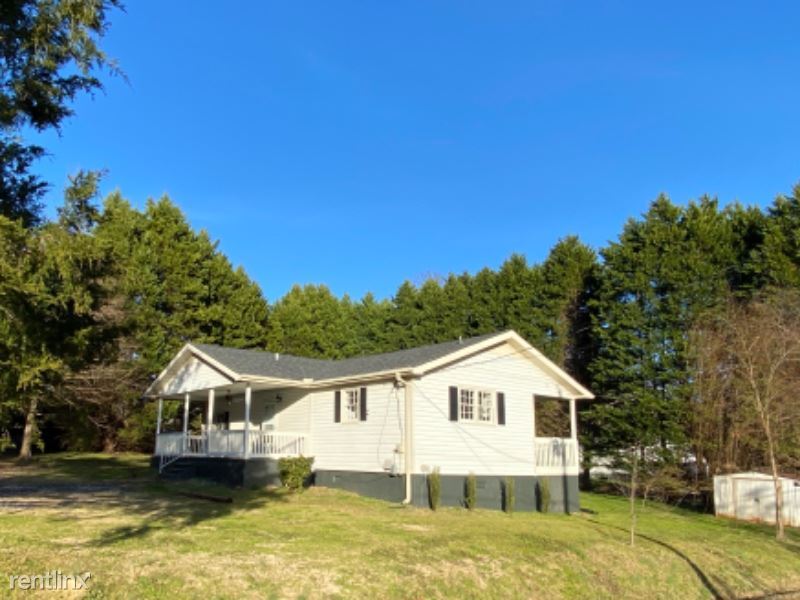 Primary Photo - 2 br, 1 bath House - 334 Cross Hill Rd