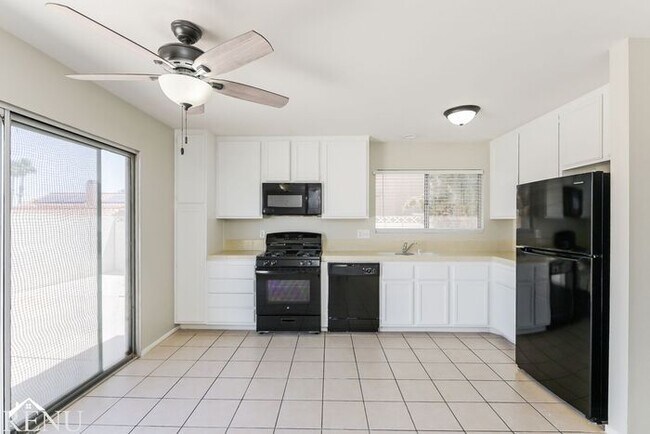 Foto del edificio - 2426 Millcroft Dr