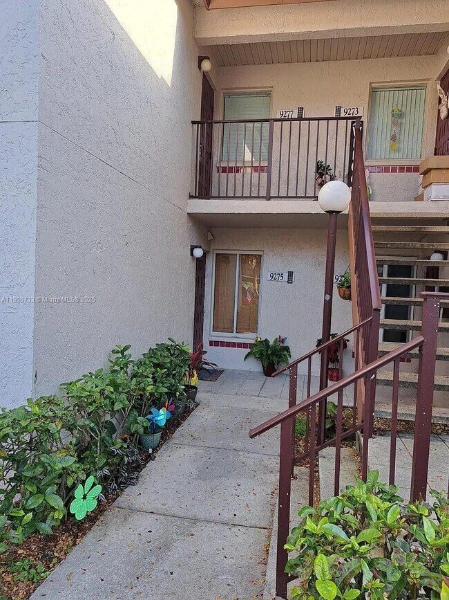 Foto del edificio - 9277 SW 138th Pl