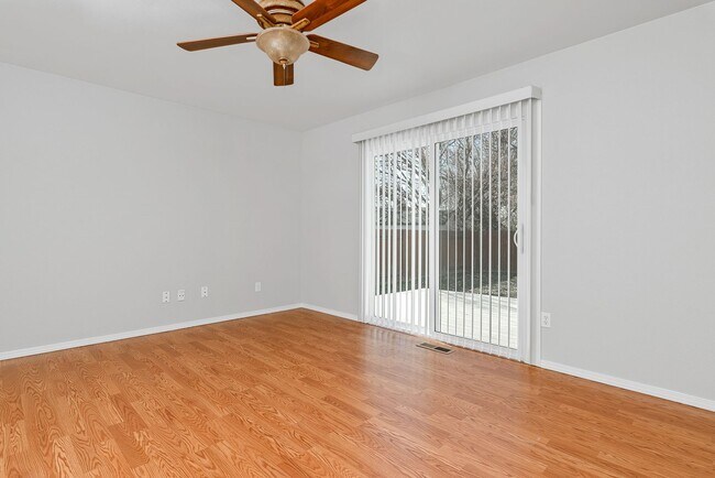 Foto del edificio - Welcome to Star! Great location 3 bed 2.5 Bath