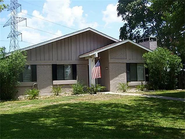 Photo - 1401 Panola Dr House