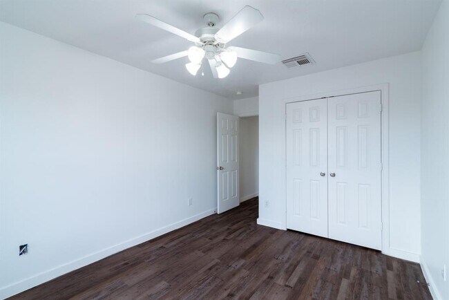 Foto del edificio - Troy Drive, Missouri City, TX 77459 - 3 BR 2.5 BA single-family home