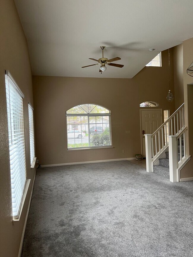 Building Photo - 1160 Mazatlan Plav Ct