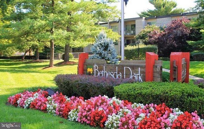 Building Photo - 5113 Crossfield Ct