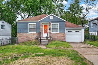 Building Photo - 7431 Esterbrook Dr