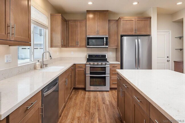 Foto del edificio - 518 Surfbird Ln
