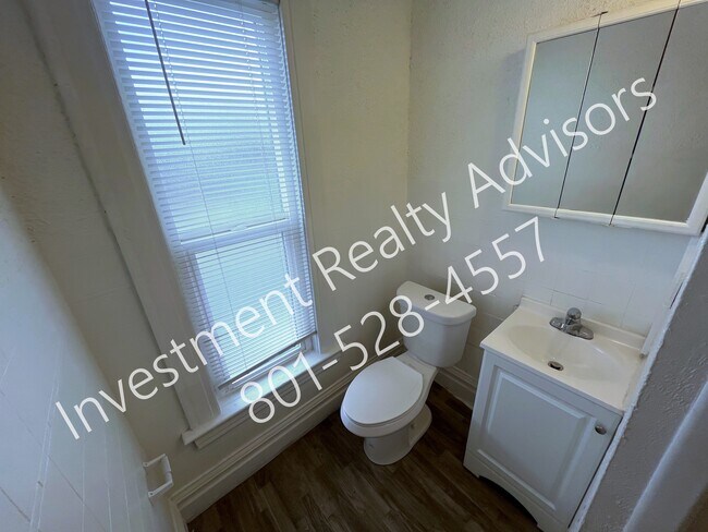 Foto del edificio - 403 E 2700 S