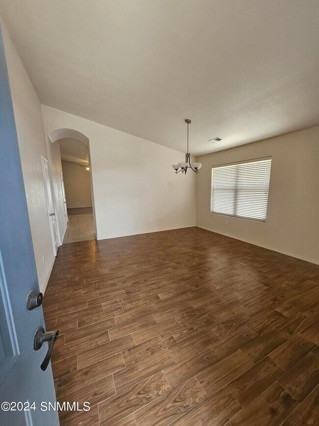 Foto del edificio - 2499 Silver Sage Dr