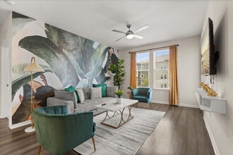 Building Photo - 1231 E Plant St