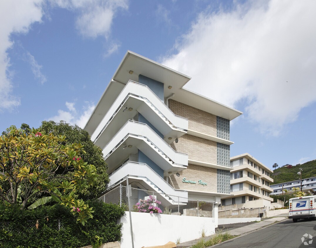 Foto del edificio - Emerson Plaza