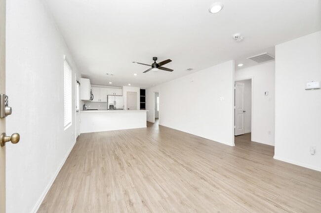 Building Photo - 4319 Palmetto Grv Ln