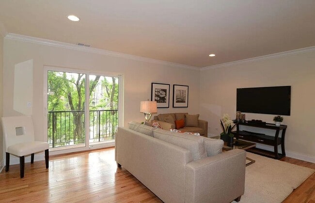 Foto del edificio - 4520 N Beacon St
