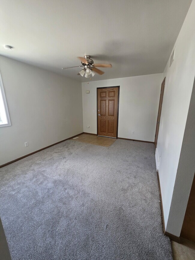 Foto del edificio - 230 S Dubuque St