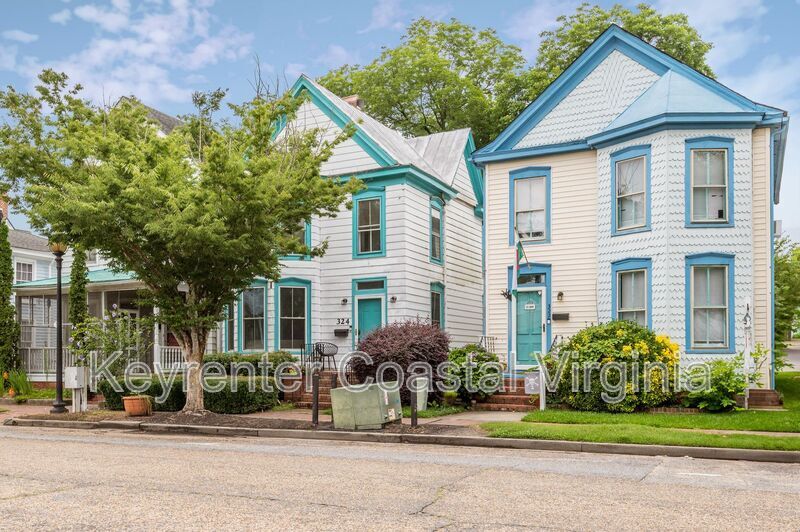 Primary Photo - 324 Main St