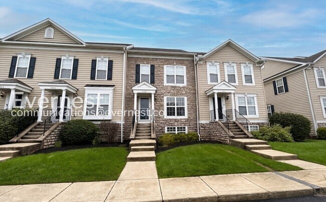 Building Photo - 5944 Bridgehampton Dr
