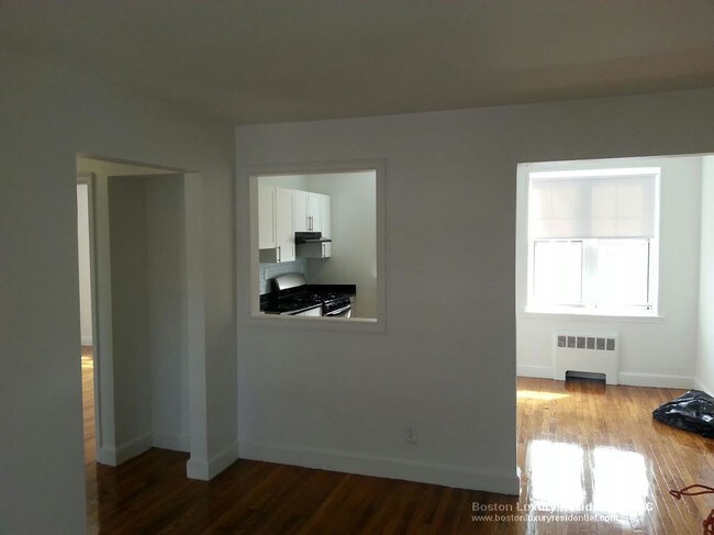 Building Photo - 268 Harvard St
