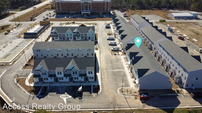 Building Photo - 2 br, 2.5 bath House - 427 Sunfish Lane