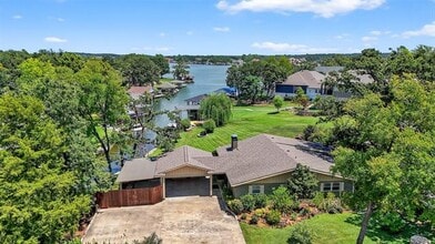 Building Photo - 100 Kiowa Dr
