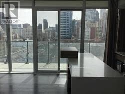 Building Photo - 75 St Nicholas St