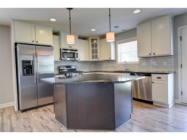 Foto del edificio - 3473 Chestnut Ln