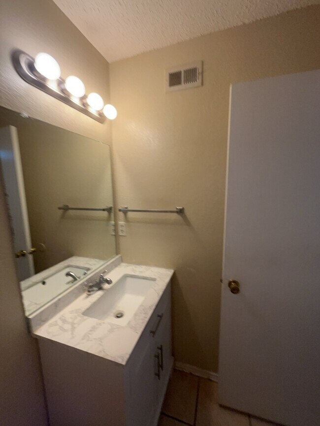Photo - 4316 Columbus Trail (Fort Worth, TX) Townhome