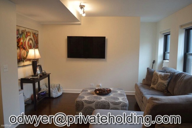 Foto del edificio - 1400 N Lake Shore Dr