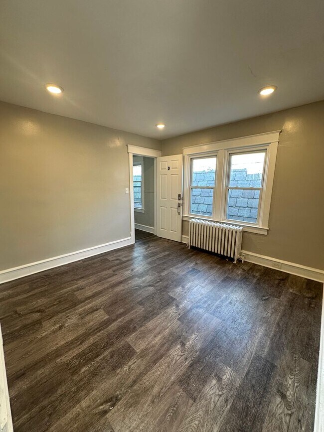 Foto del edificio - 2527 Edgmont Ave