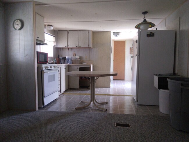 Foto del edificio - 21730 Virginia Dr