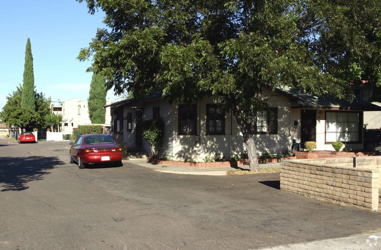 Building Photo - The Fiesta Apartments