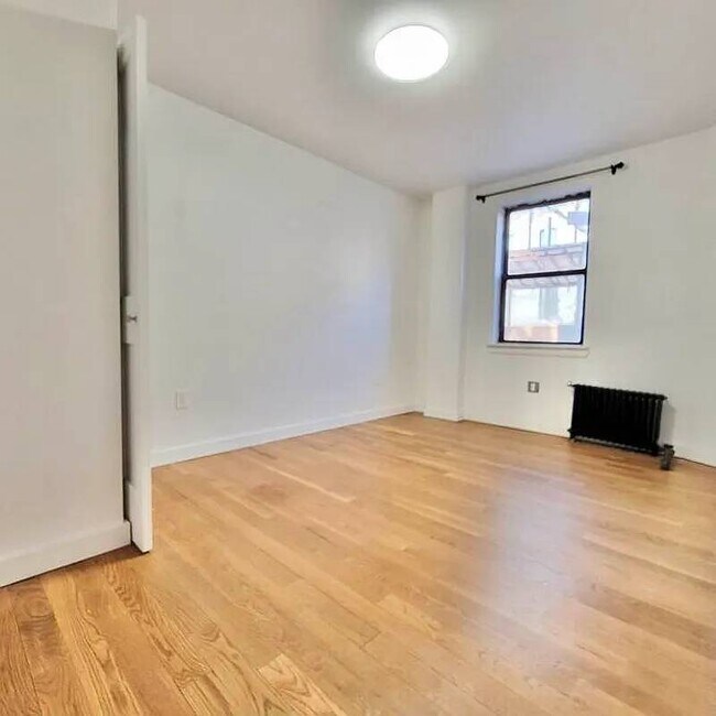 Foto del edificio - 1802 77th St