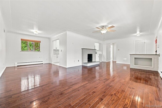 Foto del edificio - 1631 Xanthia St