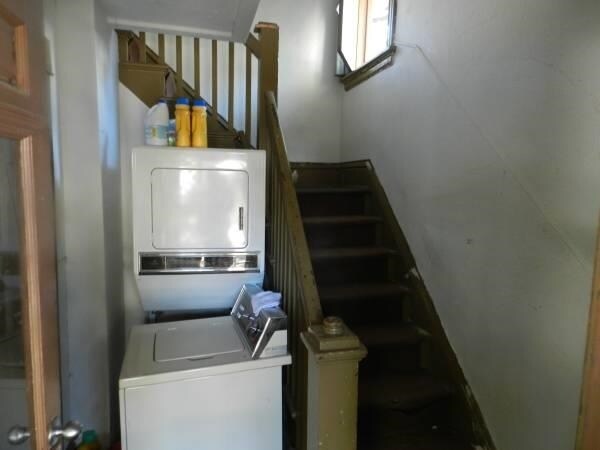 Building Photo - 38 Farwell St