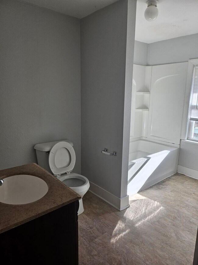 Foto del edificio - 2601/2603 E Walnut Street