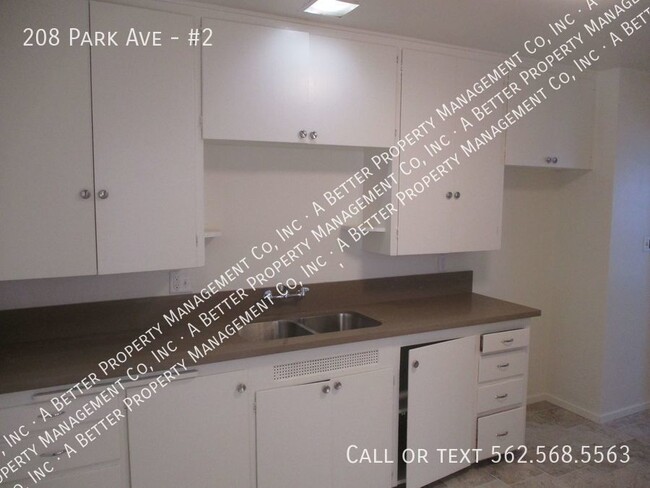 Building Photo - UPGRADED 1 Bed w/ NEW QUARTZ COUNTERS & TI...
