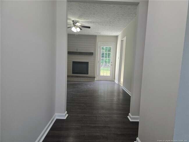 Foto del edificio - 625 Winthrop Ct