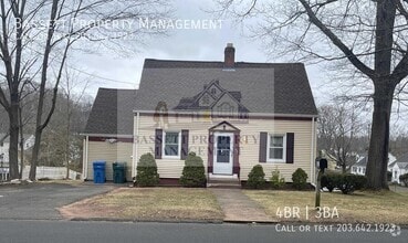 Building Photo - 135 Evergreen Ave