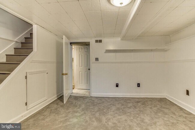 Foto del edificio - 969 N Kentucky St