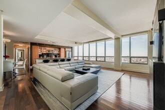 Building Photo - 675 President St