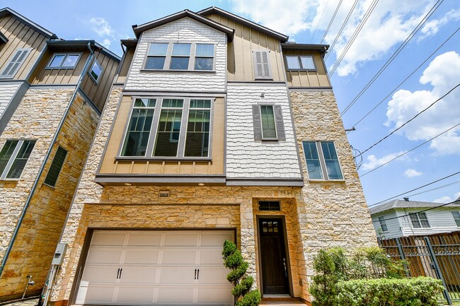 Foto del edificio - 818 Yale St
