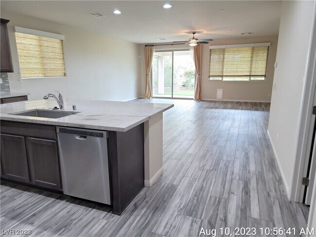 Foto del edificio - 3058 Echoed Rondel Ln