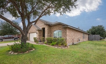 Building Photo - 21206 Colton Cove Dr