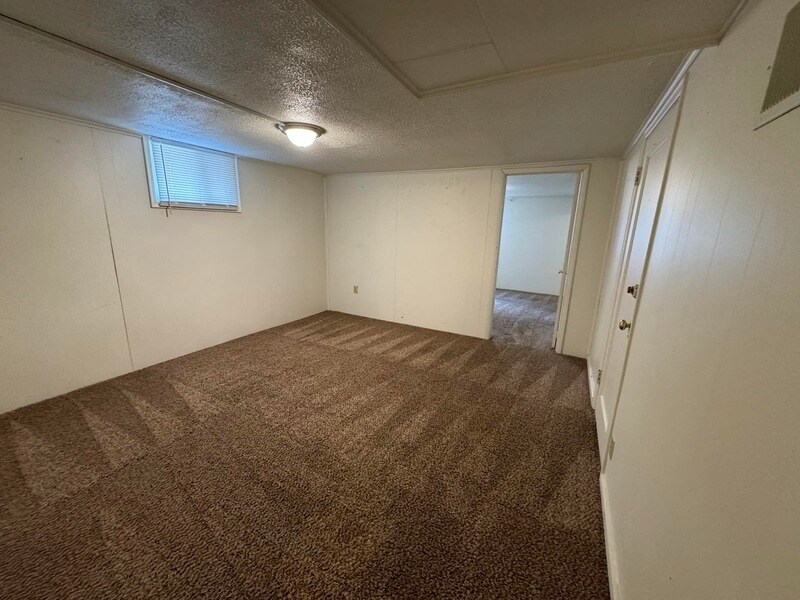 Primary Photo - 504 7th Street West - 2