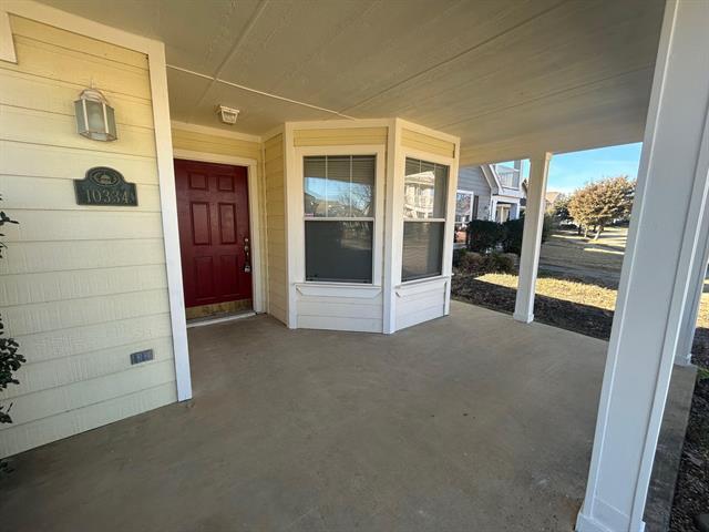 Building Photo - 10334 Waterbury Dr