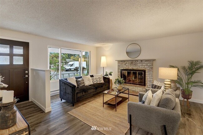 Photo - 5932 140th St SE House