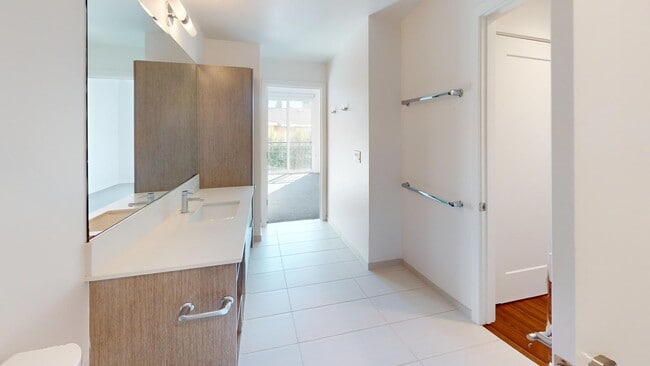 Interior Photo - Verve